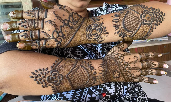 Truptis Mehandi